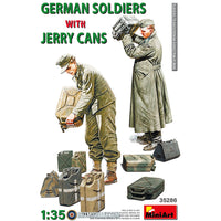 German Soldiers with Jerry Cans 1/35